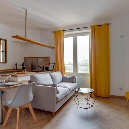 Au Coeur De Nantes Design Et Cosy Apartment Екстериор снимка