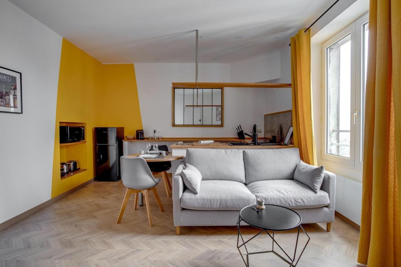 Au Coeur De Nantes Design Et Cosy Apartment Екстериор снимка