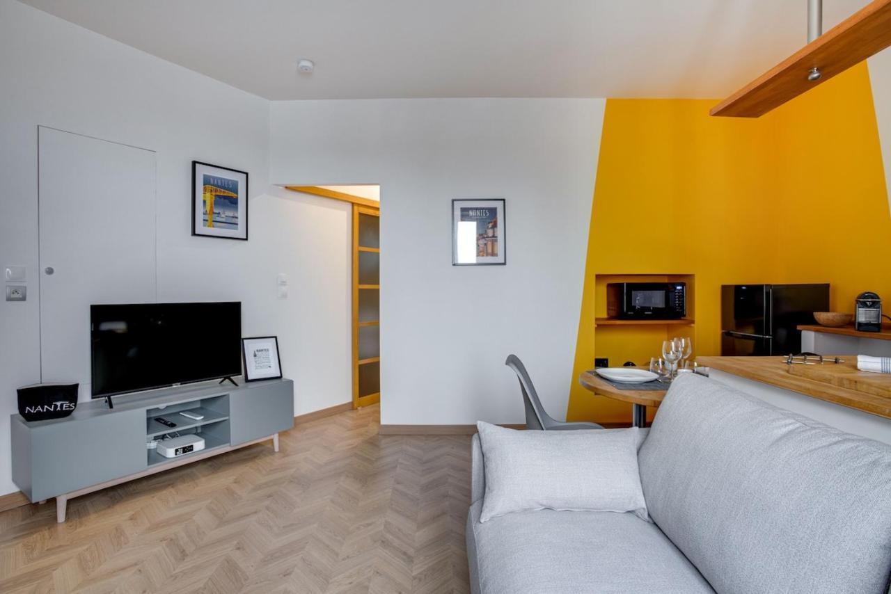 Au Coeur De Nantes Design Et Cosy Apartment Екстериор снимка