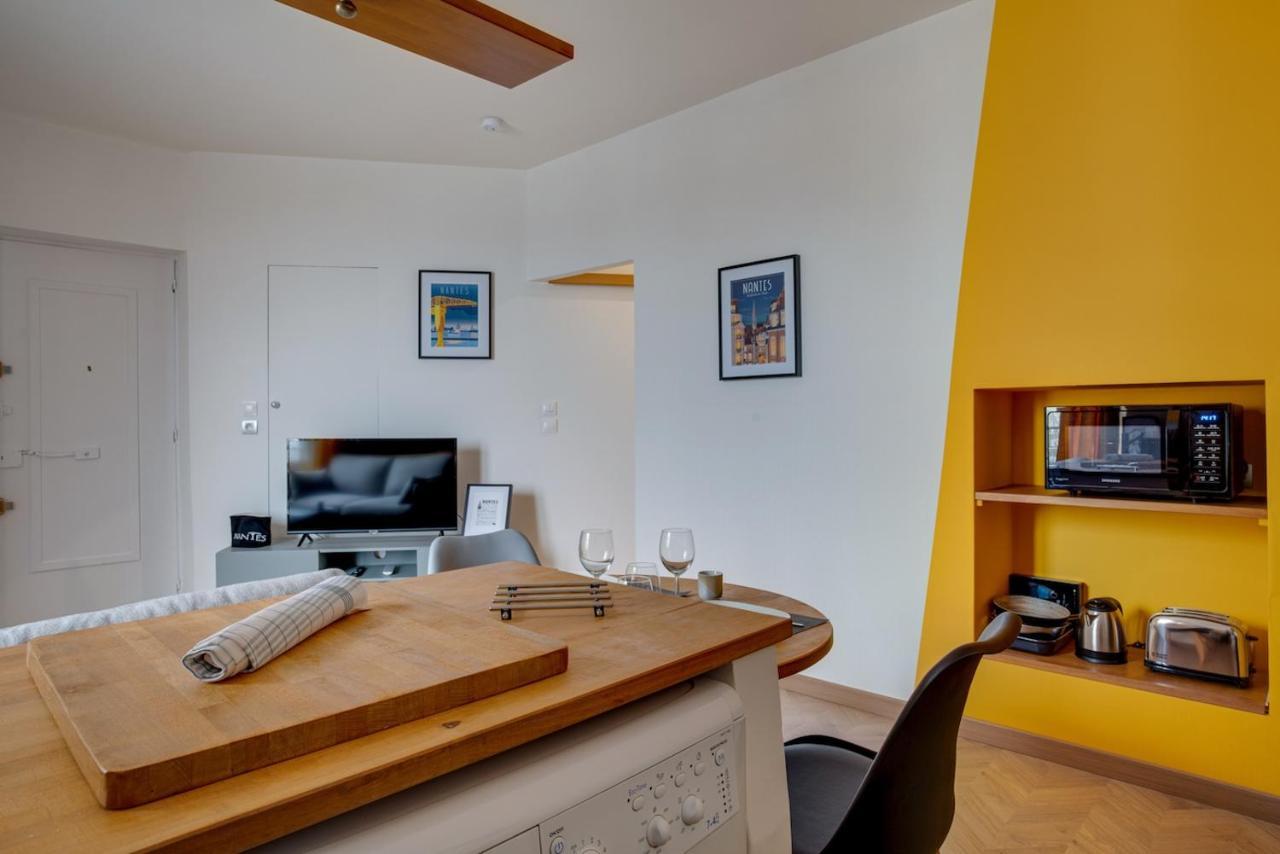 Au Coeur De Nantes Design Et Cosy Apartment Екстериор снимка
